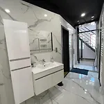 Loft Moderne Avec Jacuzzi Roft Le B Baccarat