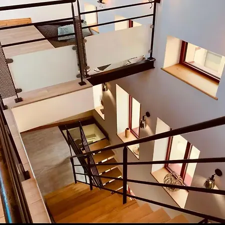 Loft Moderne Avec Jacuzzi Roft Le B Apartmán